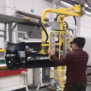 Car bumper assembly manipulator